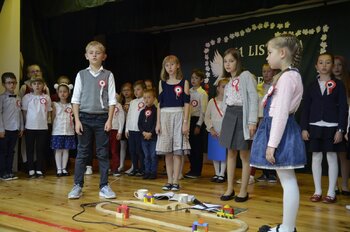 Uczniowie ze Szkoły Montessori świętują odzyskanie niepodległości wspólnie z IPN – Rzeszów, 9 listopada 2018