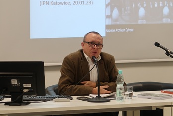 Wykład dr. Bernarda Linka w Przystanku Historia IPN w Katowicach.