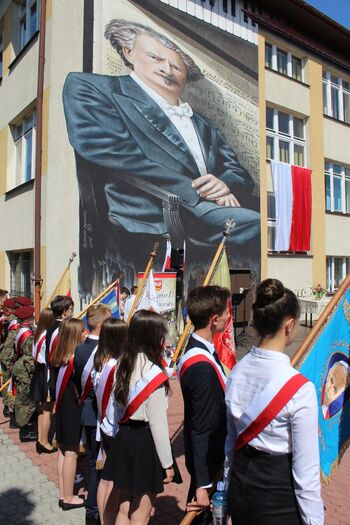 W Ciężkowicach odsłonięto mural przedstawiający Ignacego Jana Paderewskiego