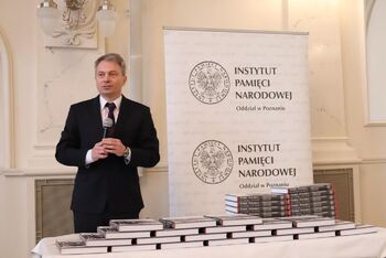 Dr Adam Pleskaczyński prezentuje książkę