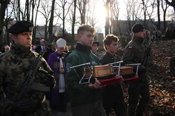 Pochówek prochów Powstańca Wielkopolskiego płk. Wincentego Wierzejewskiego i jego małżonki