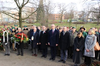 Pochówek prochów Powstańca Wielkopolskiego płk. Wincentego Wierzejewskiego i jego małżonki