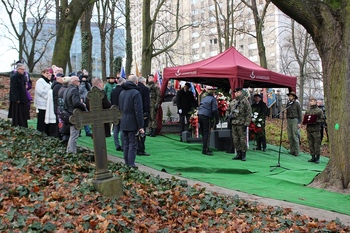 Pochówek prochów Powstańca Wielkopolskiego płk. Wincentego Wierzejewskiego i jego małżonki