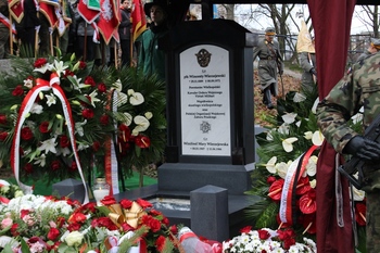 Pochówek prochów Powstańca Wielkopolskiego płk. Wincentego Wierzejewskiego i jego małżonki