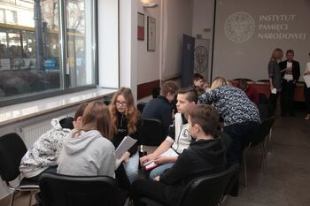 Prezentacja komiksu „Srebrni na szlakach Niepodległej” – warsztaty edukacyjne dla dzieci. Fot. Piotr Życieński (IPN)